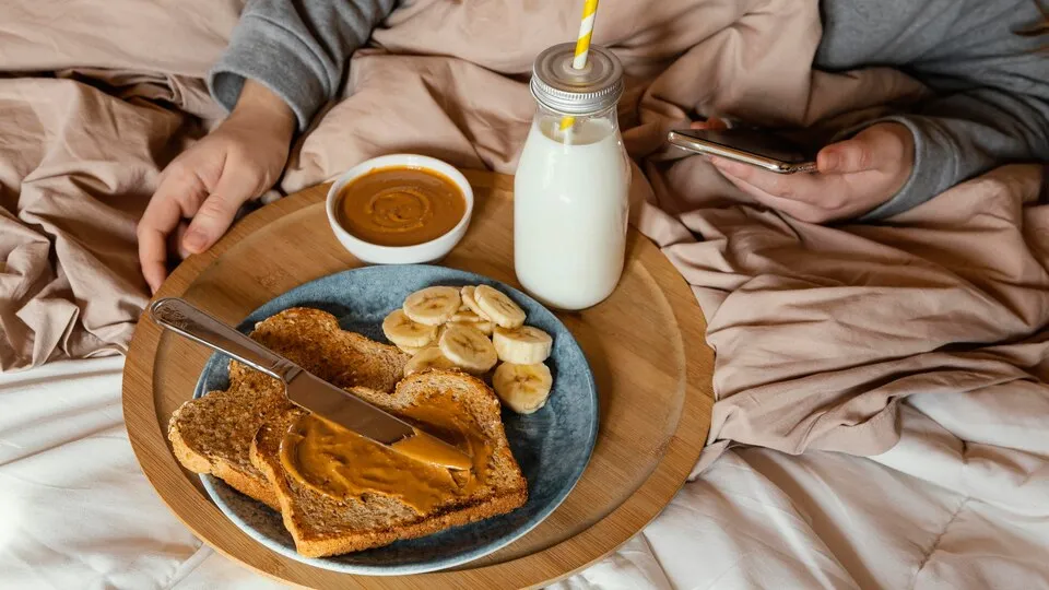 The Surprising Benefits of Peanut Butter Before Bed